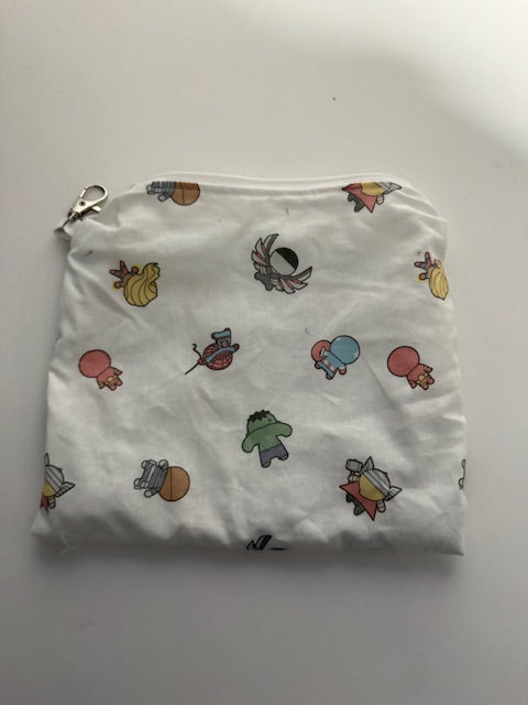 Reusable Sandwich Bag - Superheroes Backs with Clip